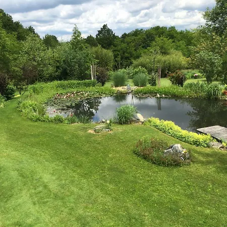 Διαμέρισμα Noe Barkaja Vendeghaz *